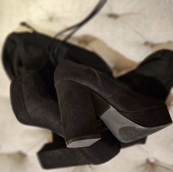 Steve Madden Over the Knee Platform Boots - Picture 2 of 2